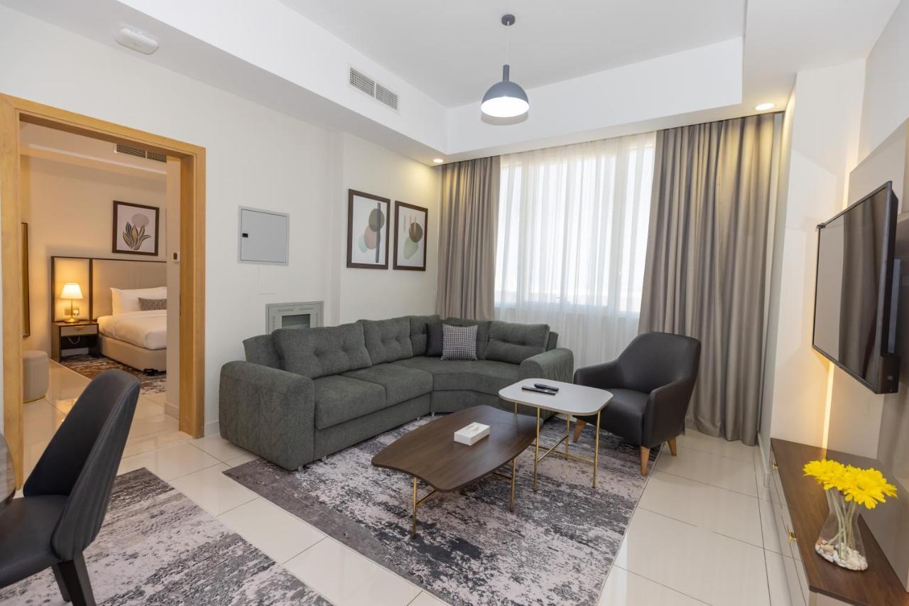 פוג'יירה Platinum Coast Hotel Apartments מראה חיצוני תמונה Living room